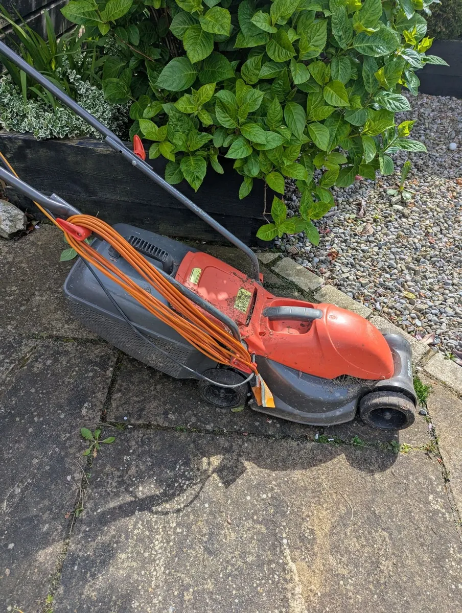 Flymo lawn mower - Image 3
