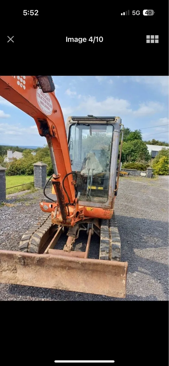 Hitachi ex30 and plant trailer - Image 2