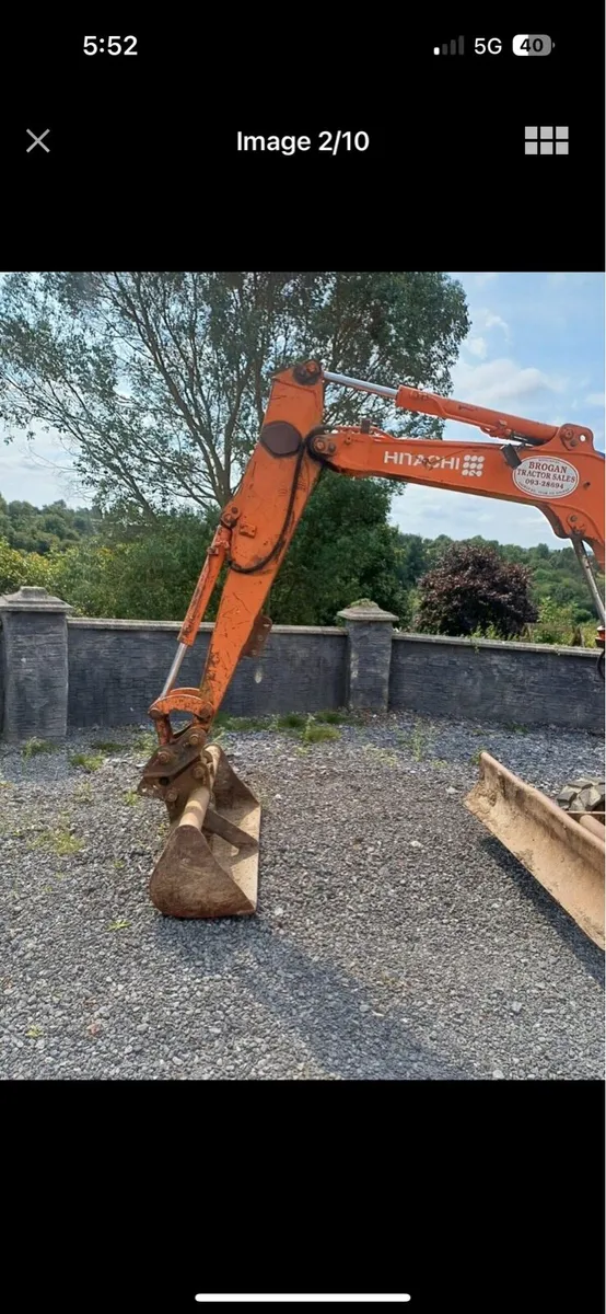 Hitachi ex30 and plant trailer - Image 3