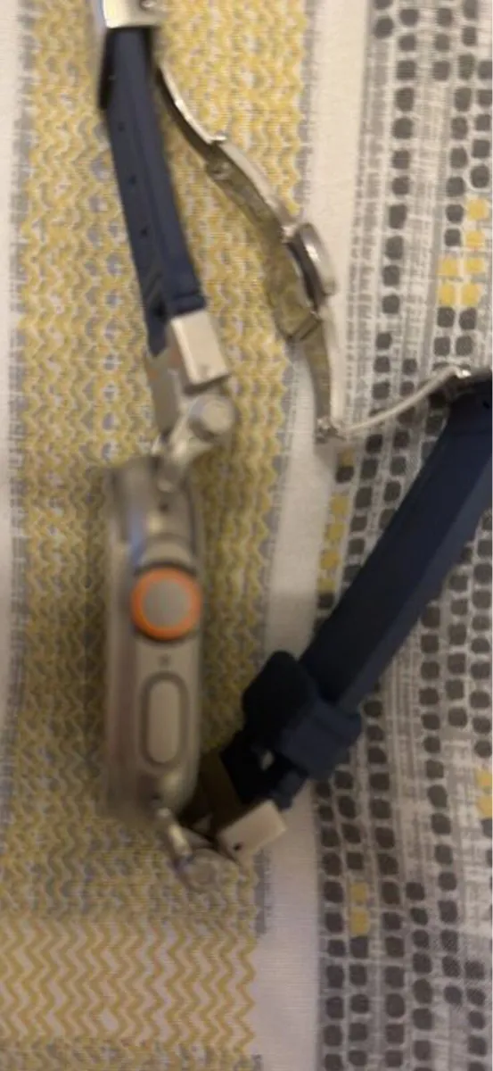 Apple Ultra Watch 3 - Image 4