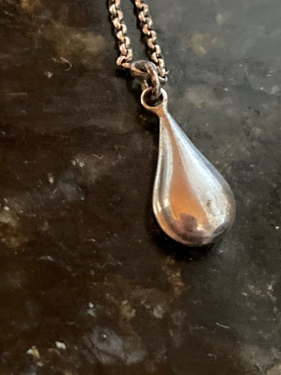 Sterling Silver chain and pendant - Image 2