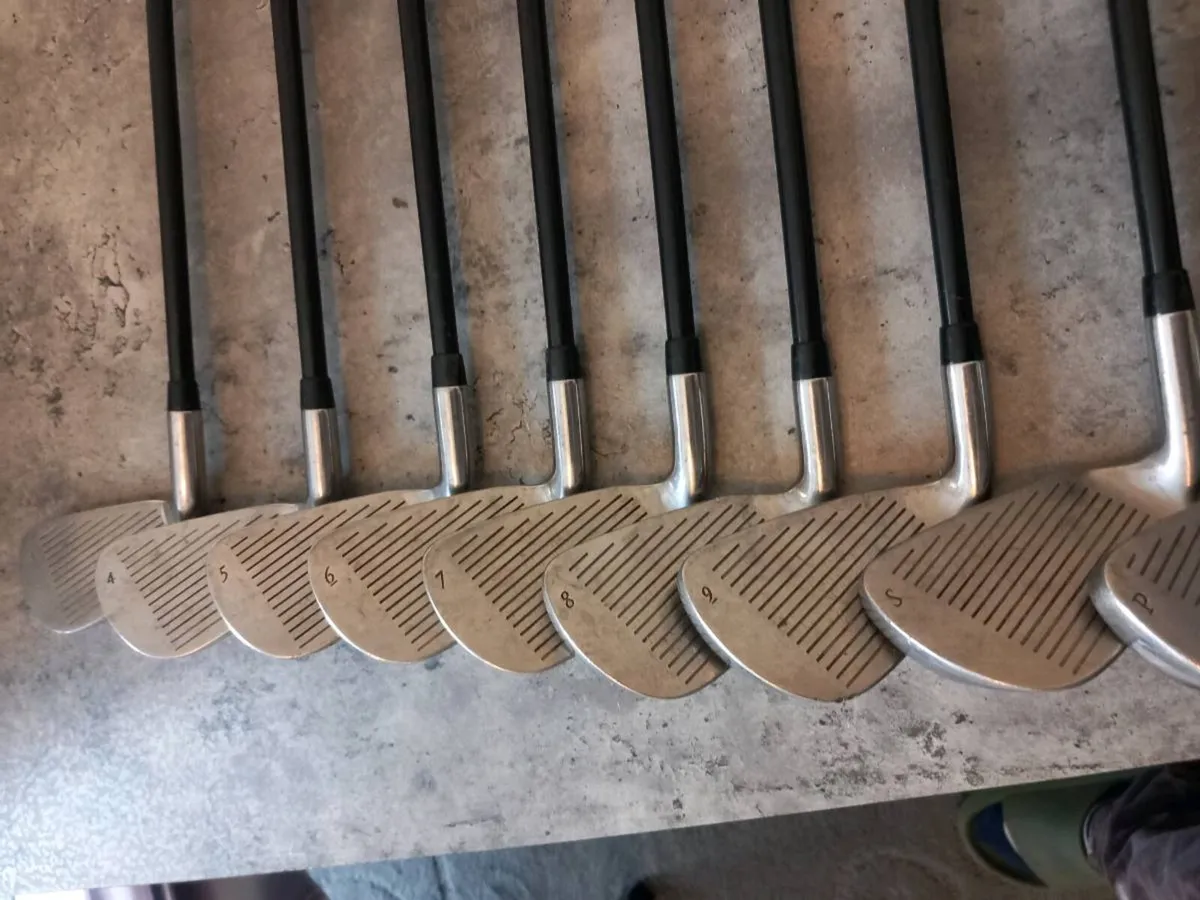 Yonex regular golf irons.  Right handed clubs - Image 3