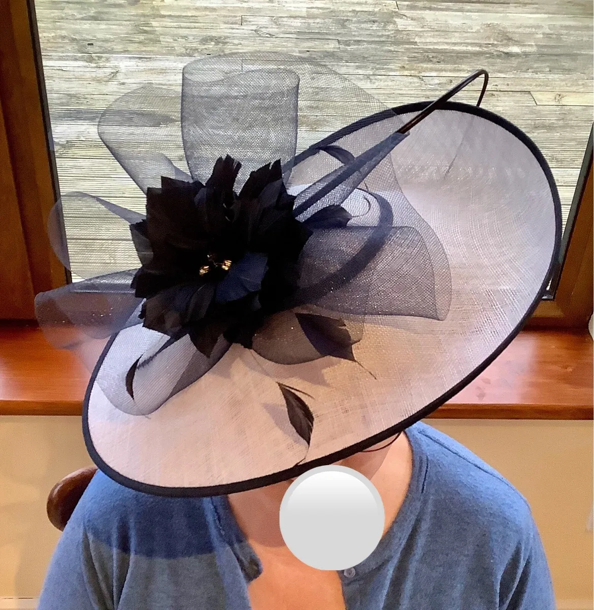 A hat suitable for mother of the bride or groom - Image 3