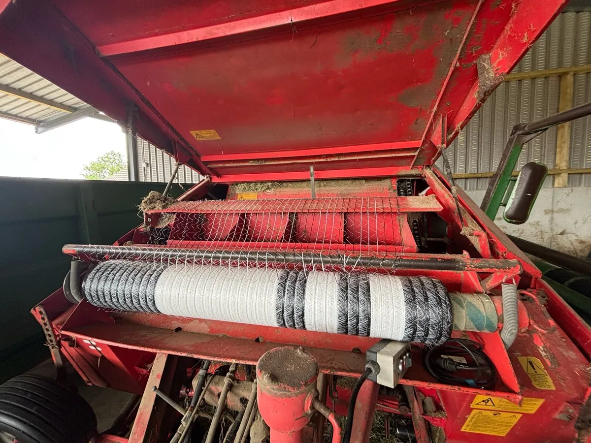 Welger RP200 master cut baler - Image 1