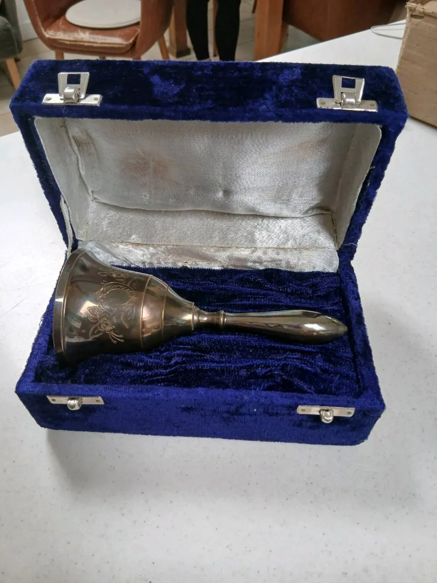 Antique hand bell - Image 1