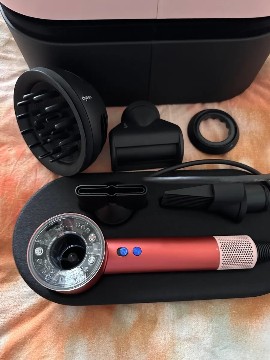 Dyson Supersonic Nural Hairdryer - Image 4