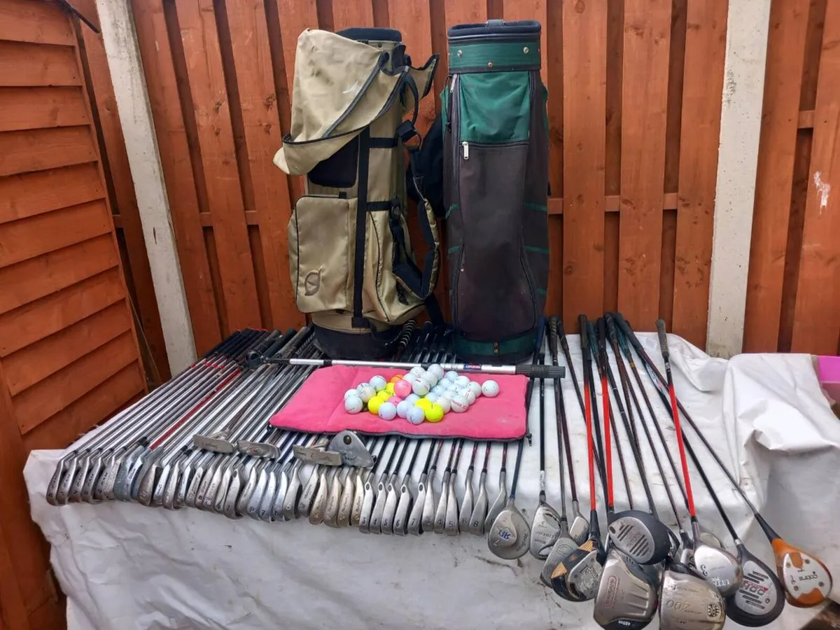 A selection of golf clubs . Right handed clubs - Image 1