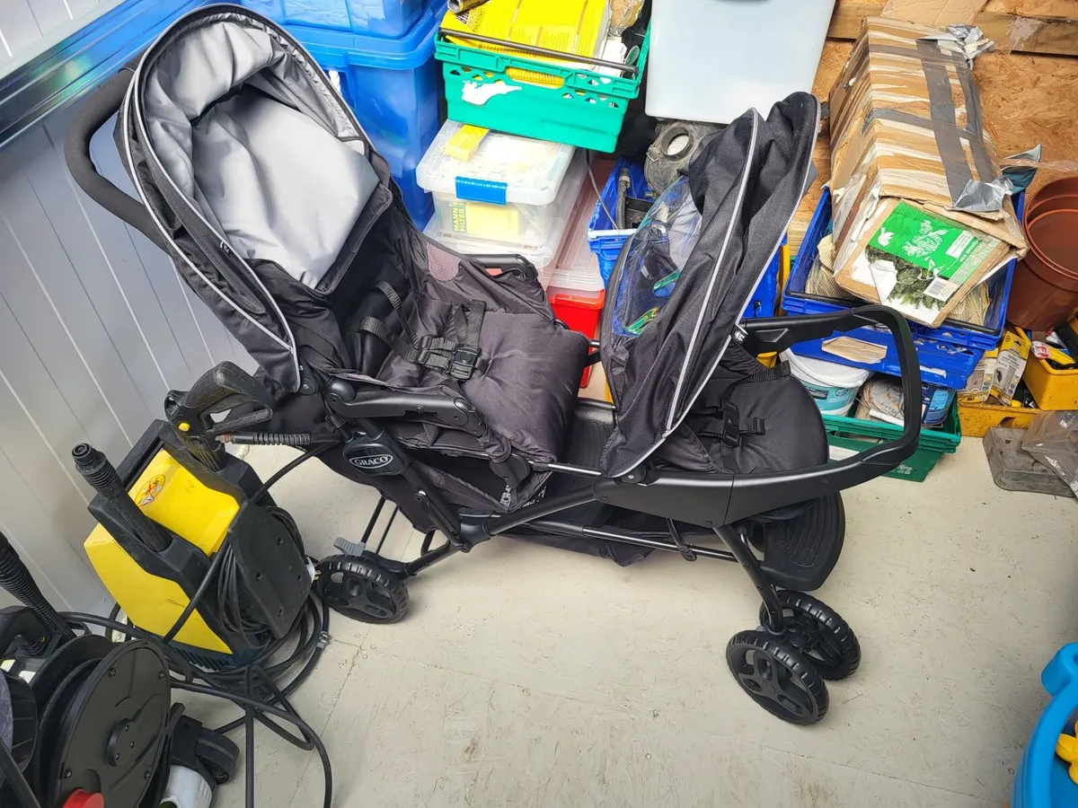 Graco stadium duo stroller