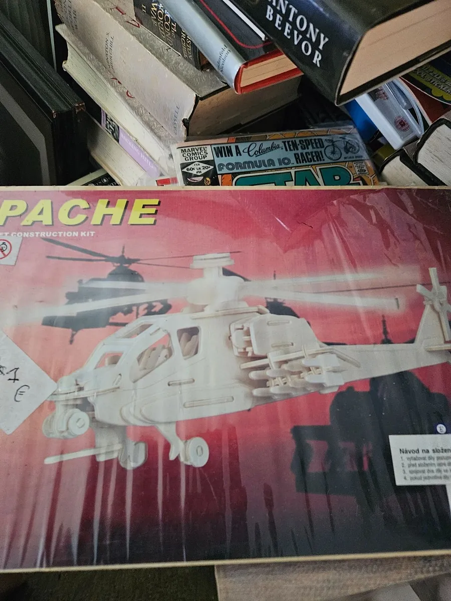 Wooden Model Kit Apache Helicopter - Image 1