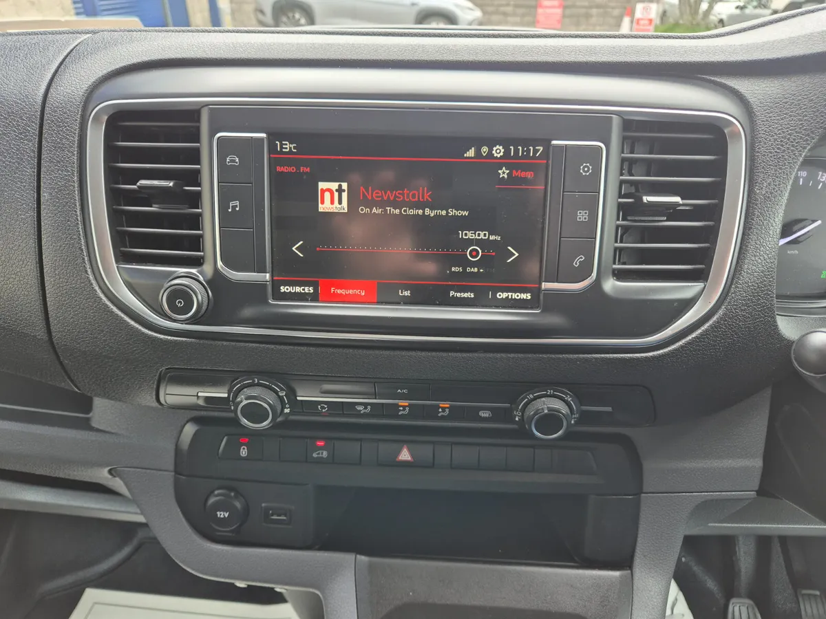 2022 Citroën Dispatch serviced and tested - Image 3