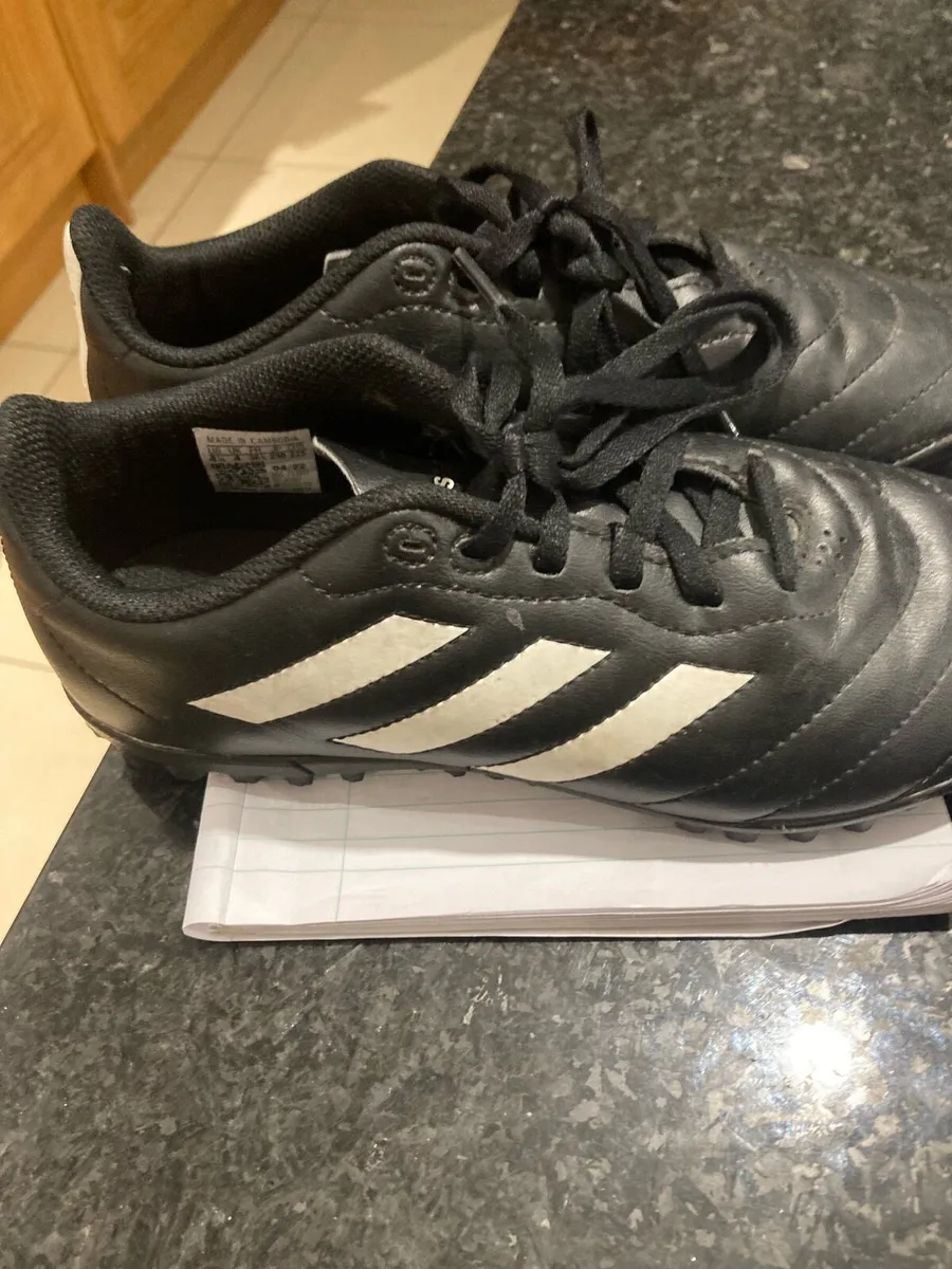 Astro Tuff Shoes size 4 - Image 1