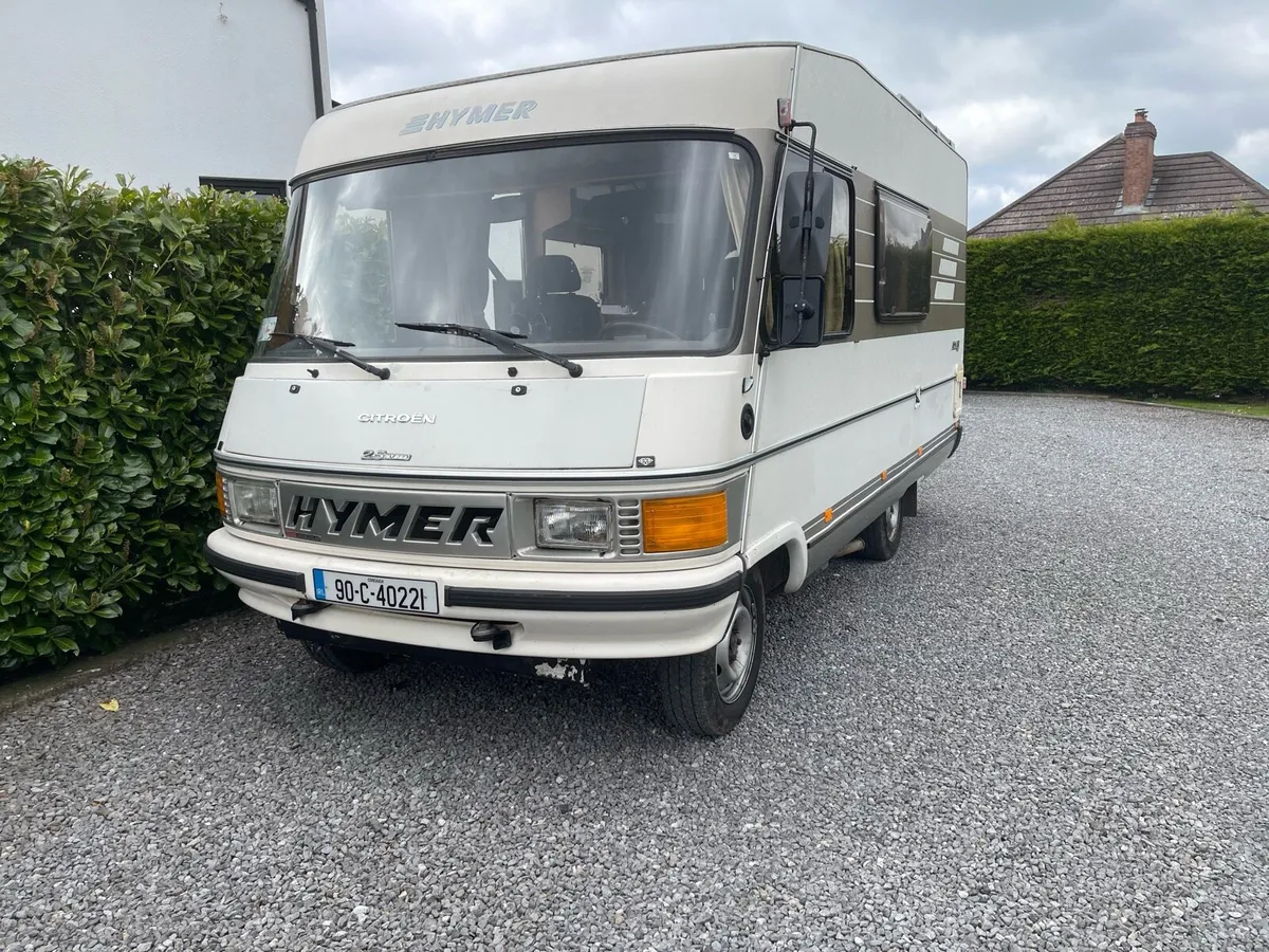 Camper van - Image 1