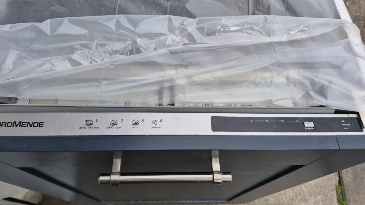 Integrated Dishwasher - Image 2