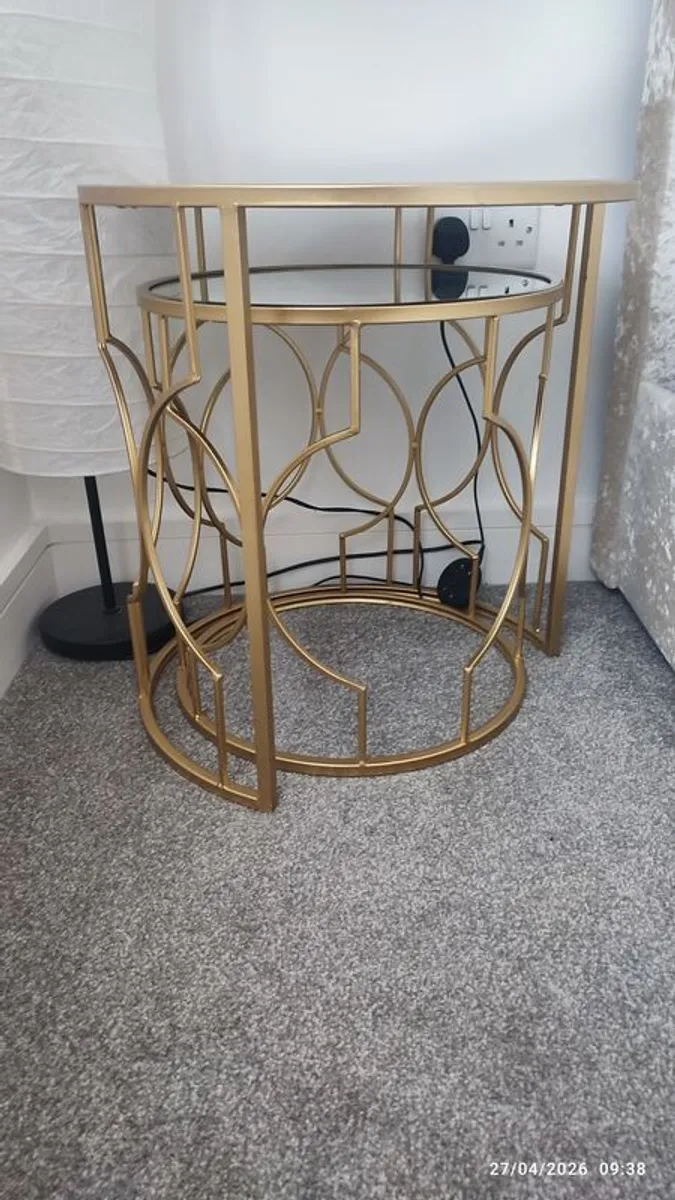 Coffee table - Image 1