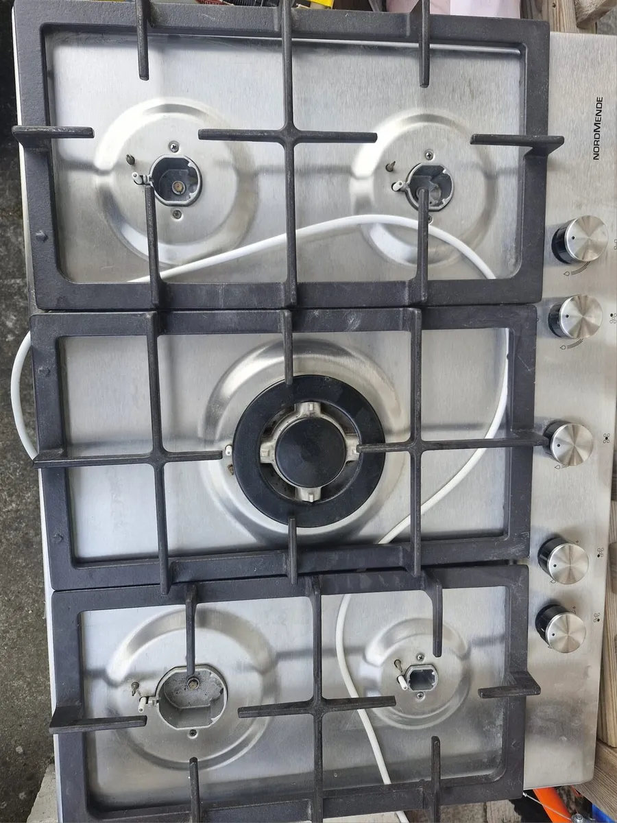 5 ring gas hob - Image 1
