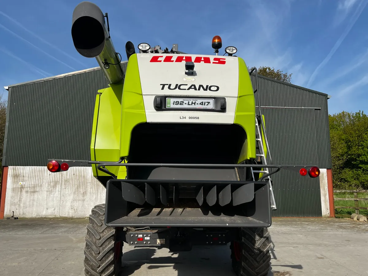 2019 Claas Tucano 420 + Cerio 560 Trolley - Image 3