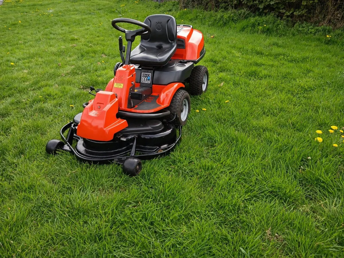 Husqvarna ride on lawnmower - Image 1