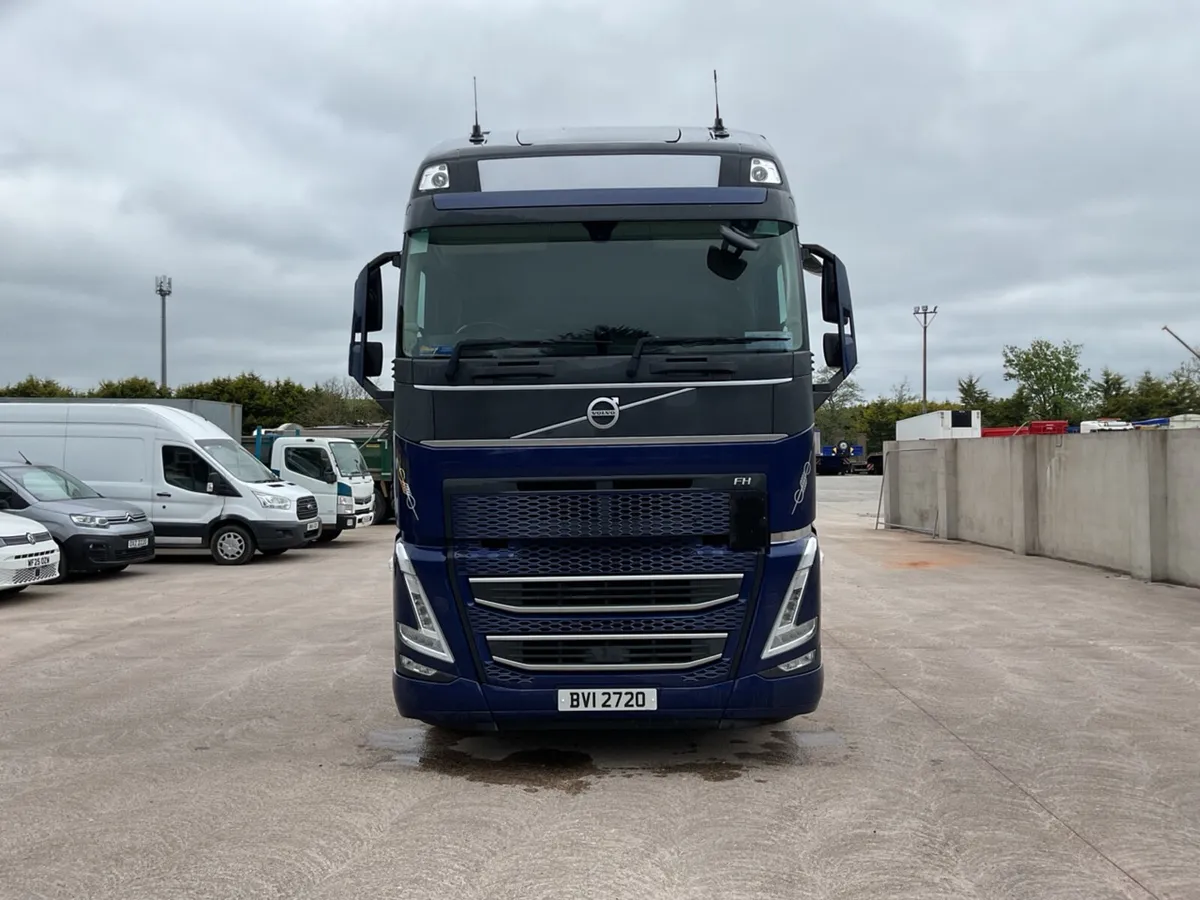 2022 Volvo FH540 6x2 Midlift - Image 2