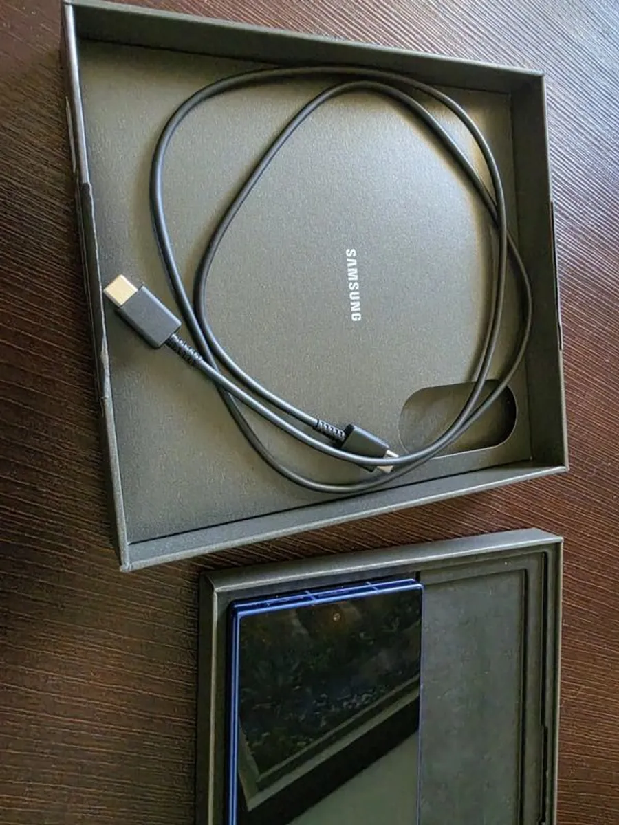 Samsung Galaxy Z Fold7 512GB - Never Used - Mint - Samsung Warranty - Image 2