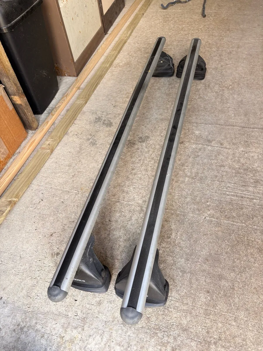 Ford focus roof bars - Image 1