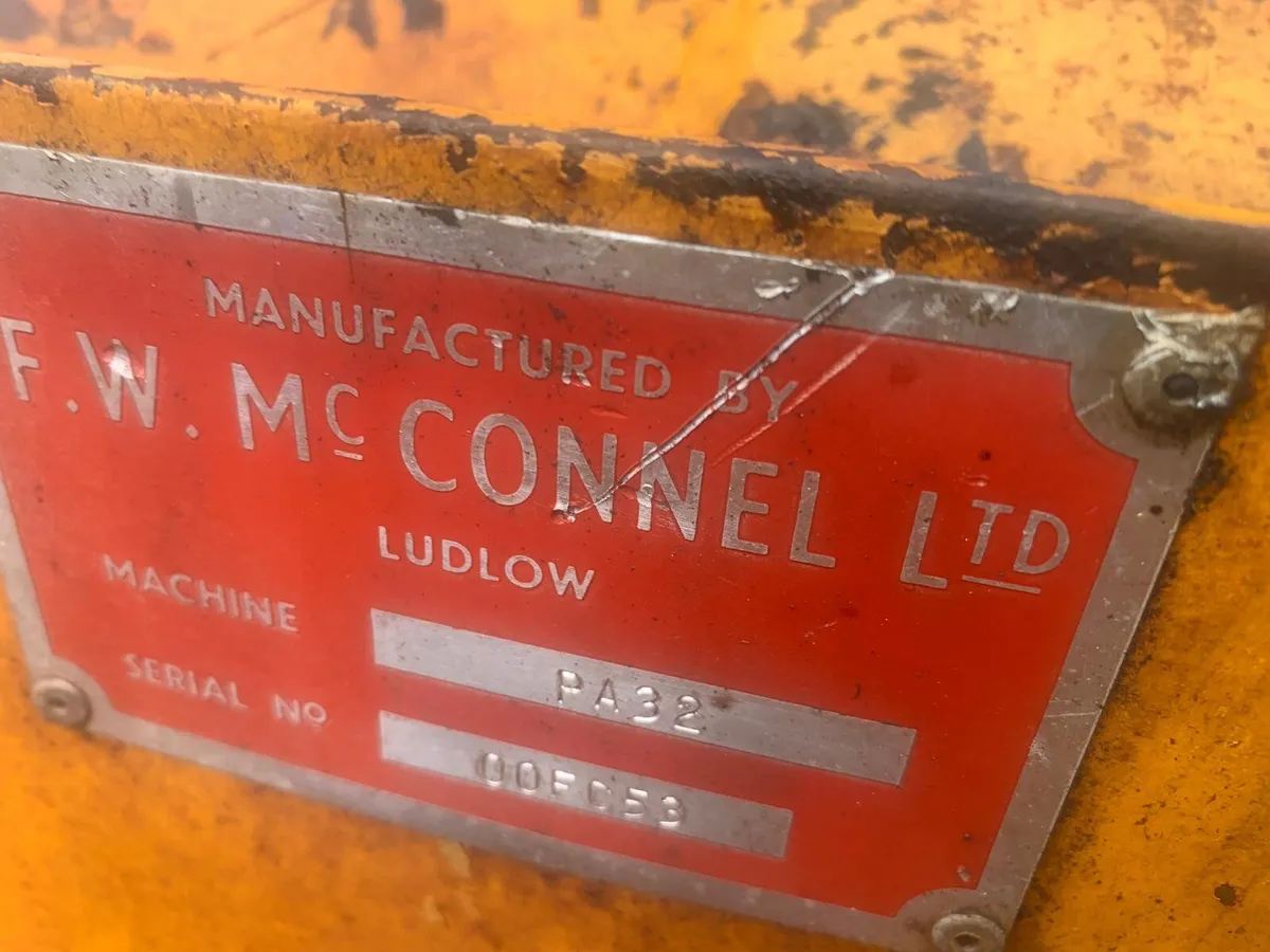 MCCONNEL PA32 FLAIL HEDGER - Image 2