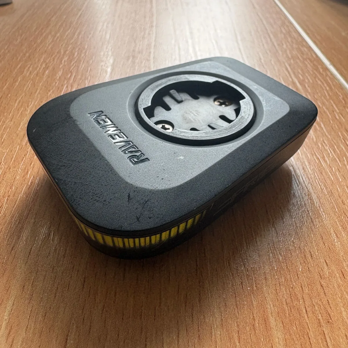 RAVEMEN FR160 Front Bicycle Light - Image 4