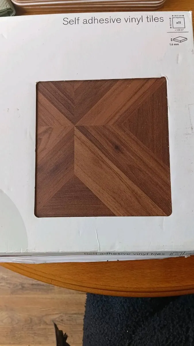 Self adhesive vinyl tiles - Image 2