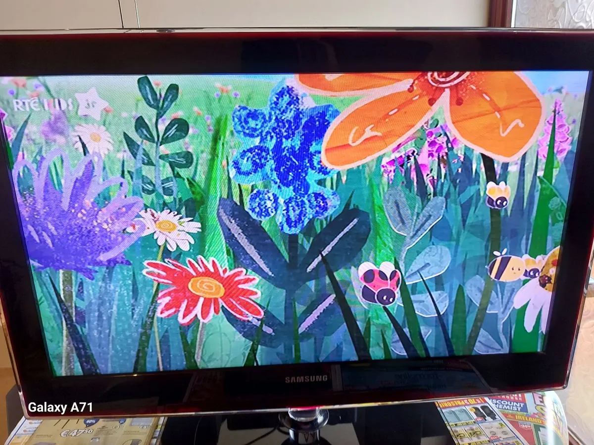 Samsung 32 inch TV, Model UE32B6000V, 4 HDMI, USB - Image 1