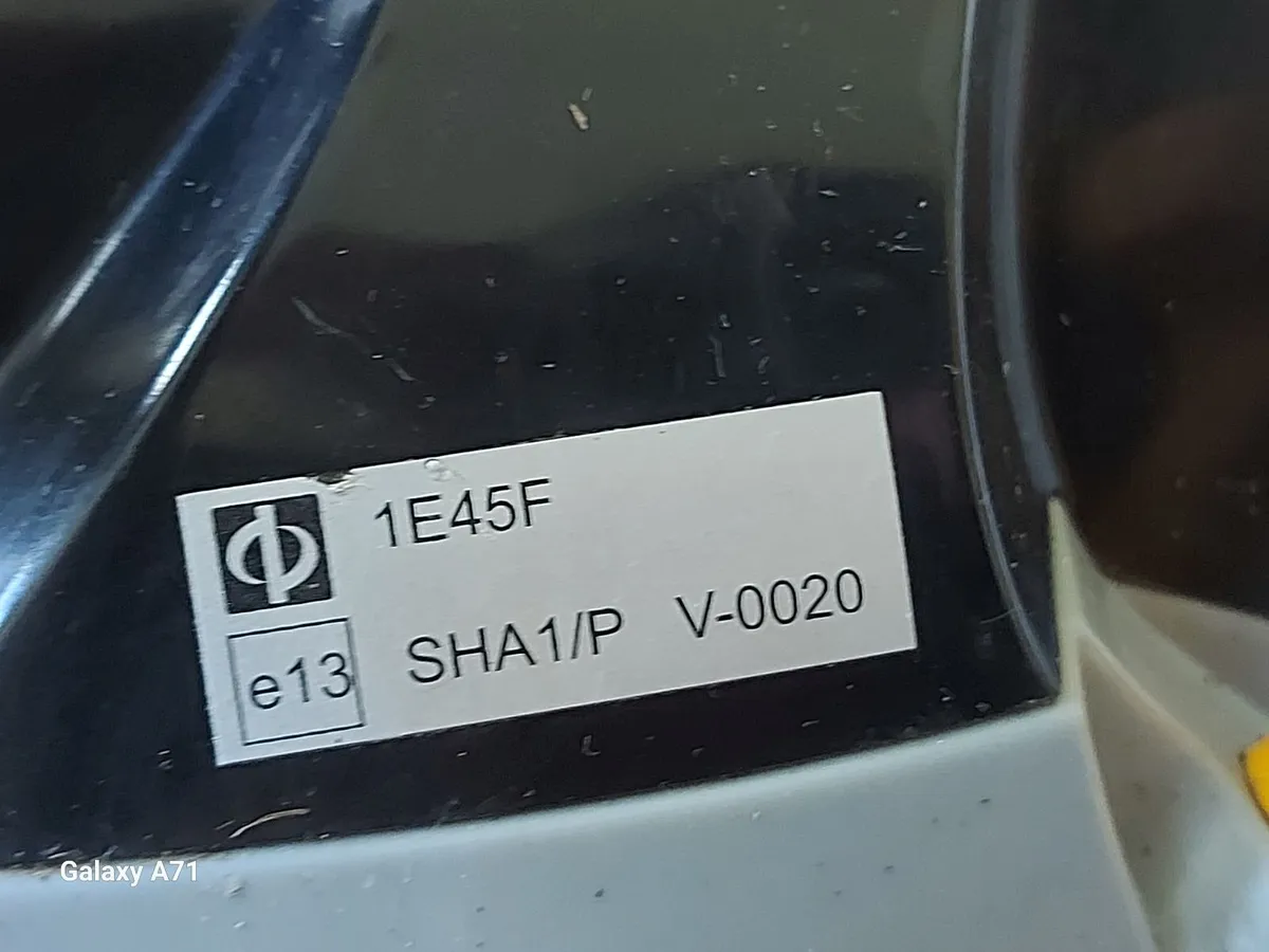 TITAN 20 Inch Petrol Chainsaw, Model TTL760CHN - Image 2