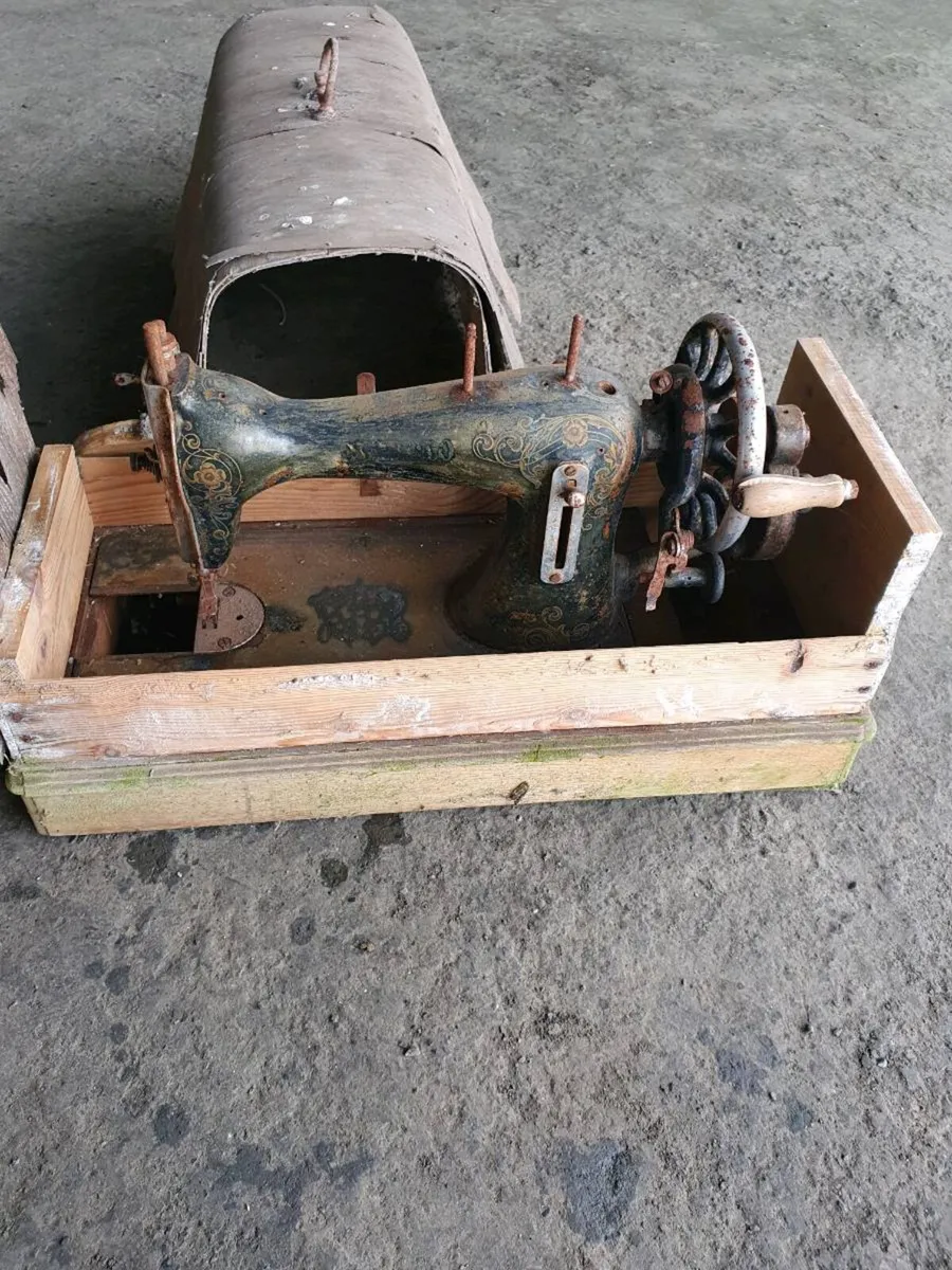 Singer sewing machines - Image 3
