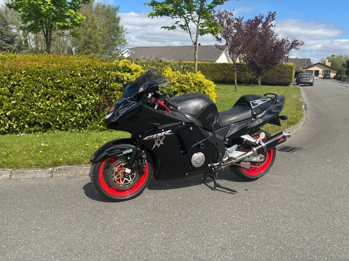 Cbr1100xx - Image 2