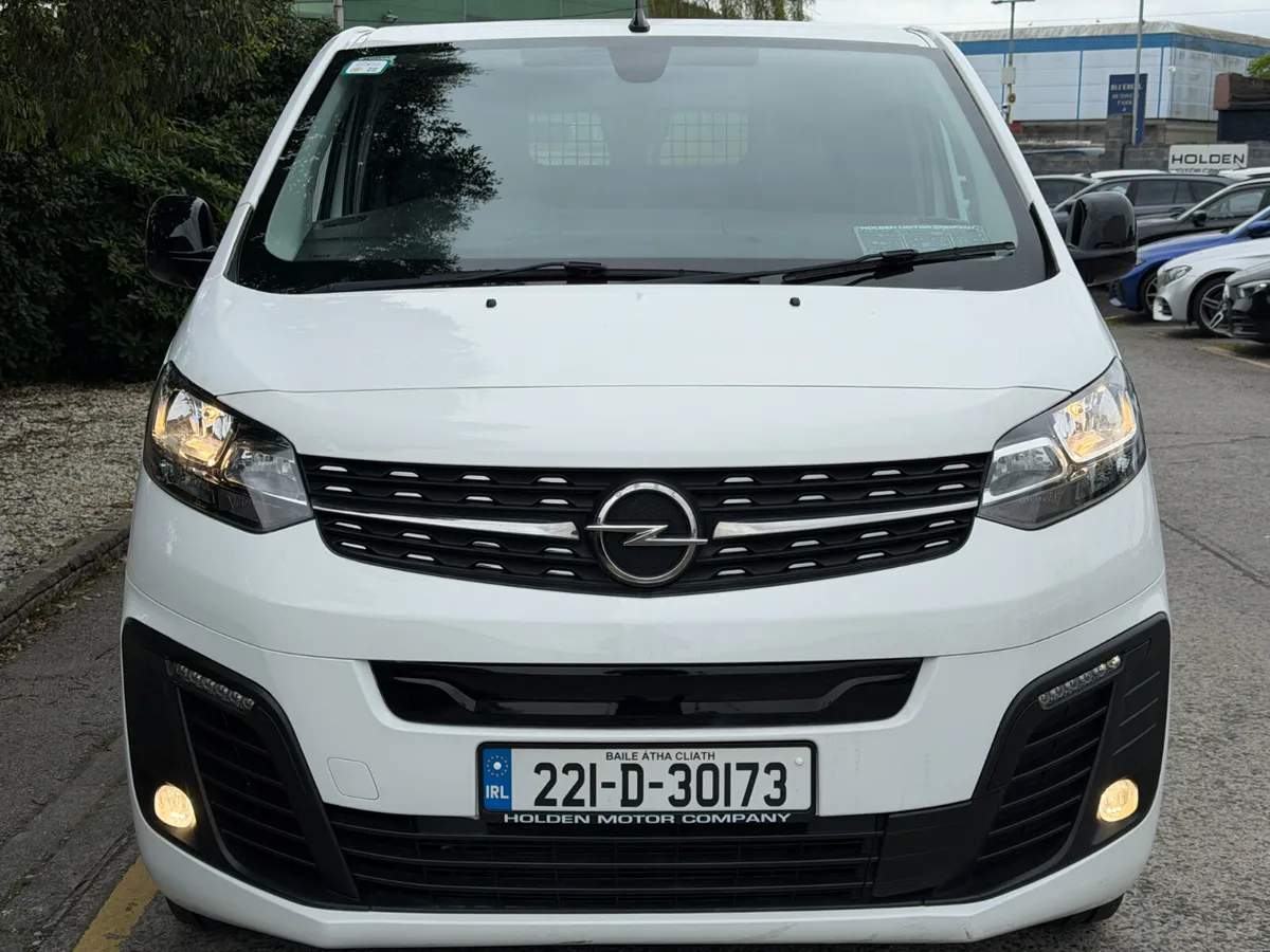 2022 Opel Vivaro..55KWH..PARKING SENSORS - Image 4