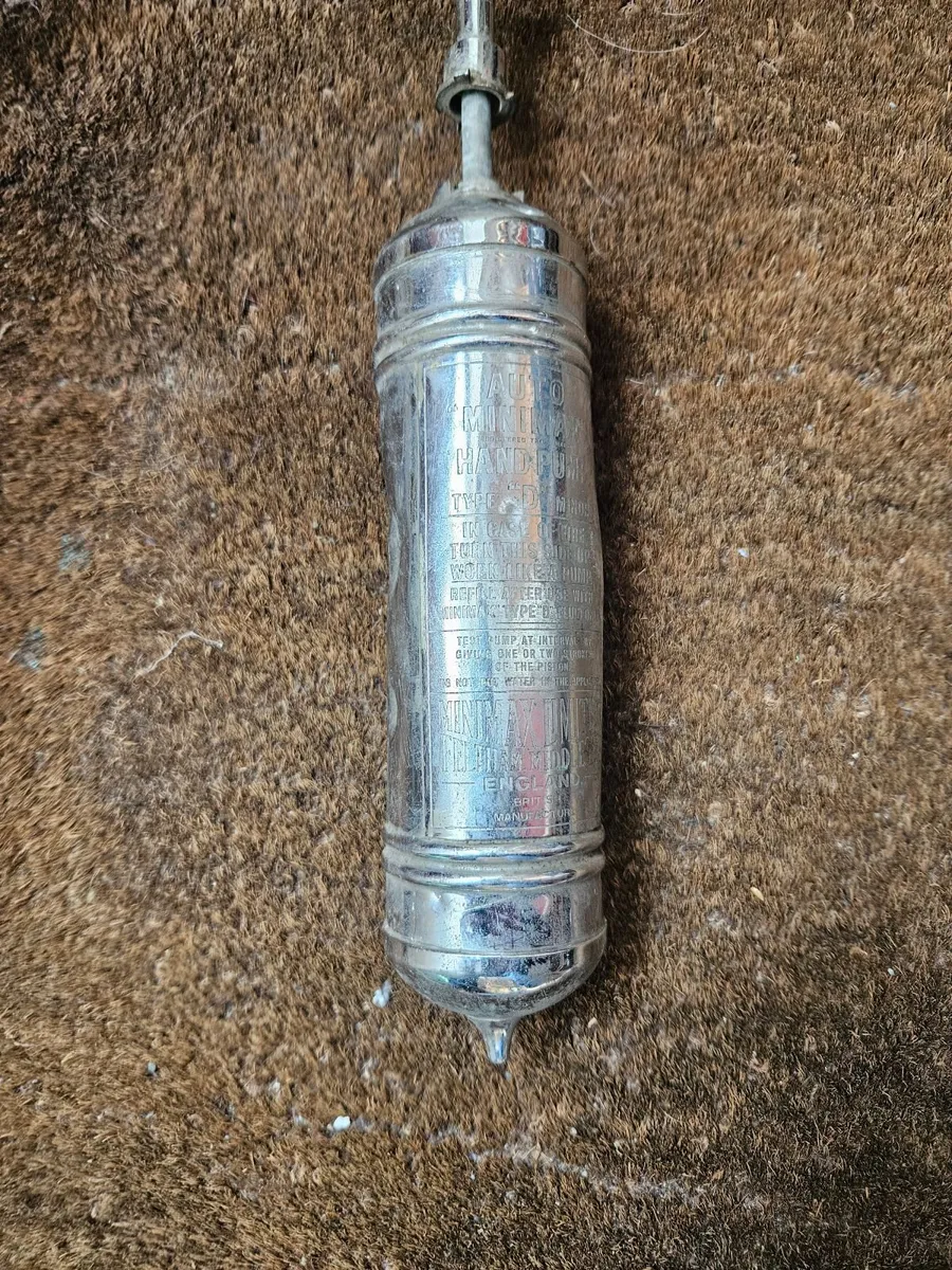 Vintage Minimax Car Fire Extinguisher - Image 3
