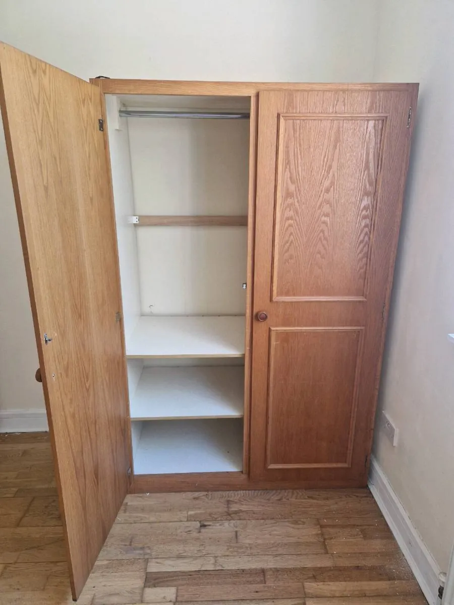 Double wooden wardrobe - Image 3