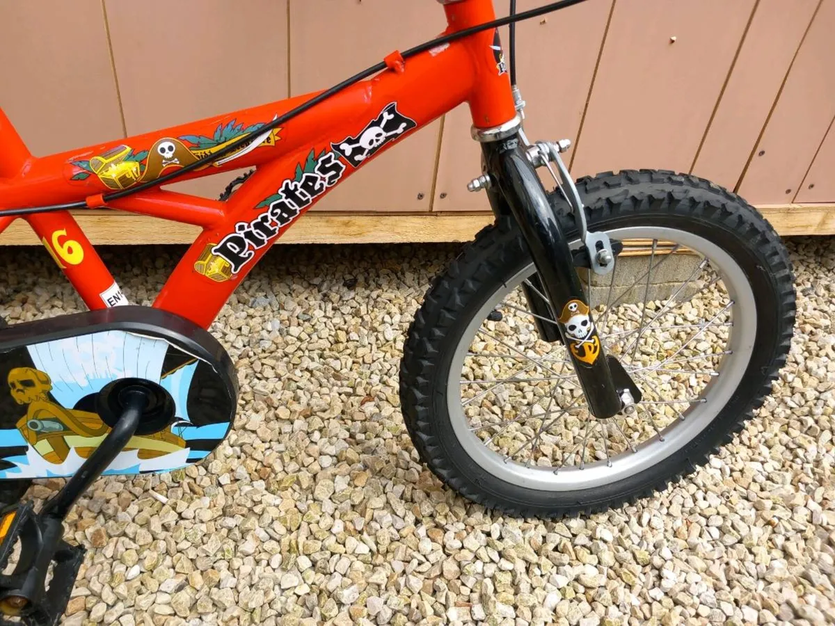 Kids pirates ☠️ bike size 16 inch wheels - Image 4