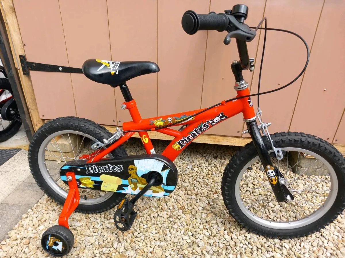Kids pirates ☠️ bike size 16 inch wheels - Image 2