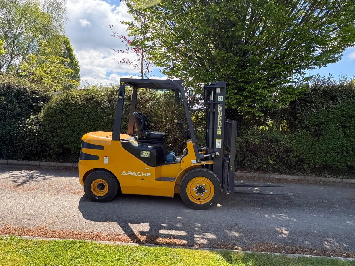 New 2026 Apache 3 Ton Forklift - Image 2