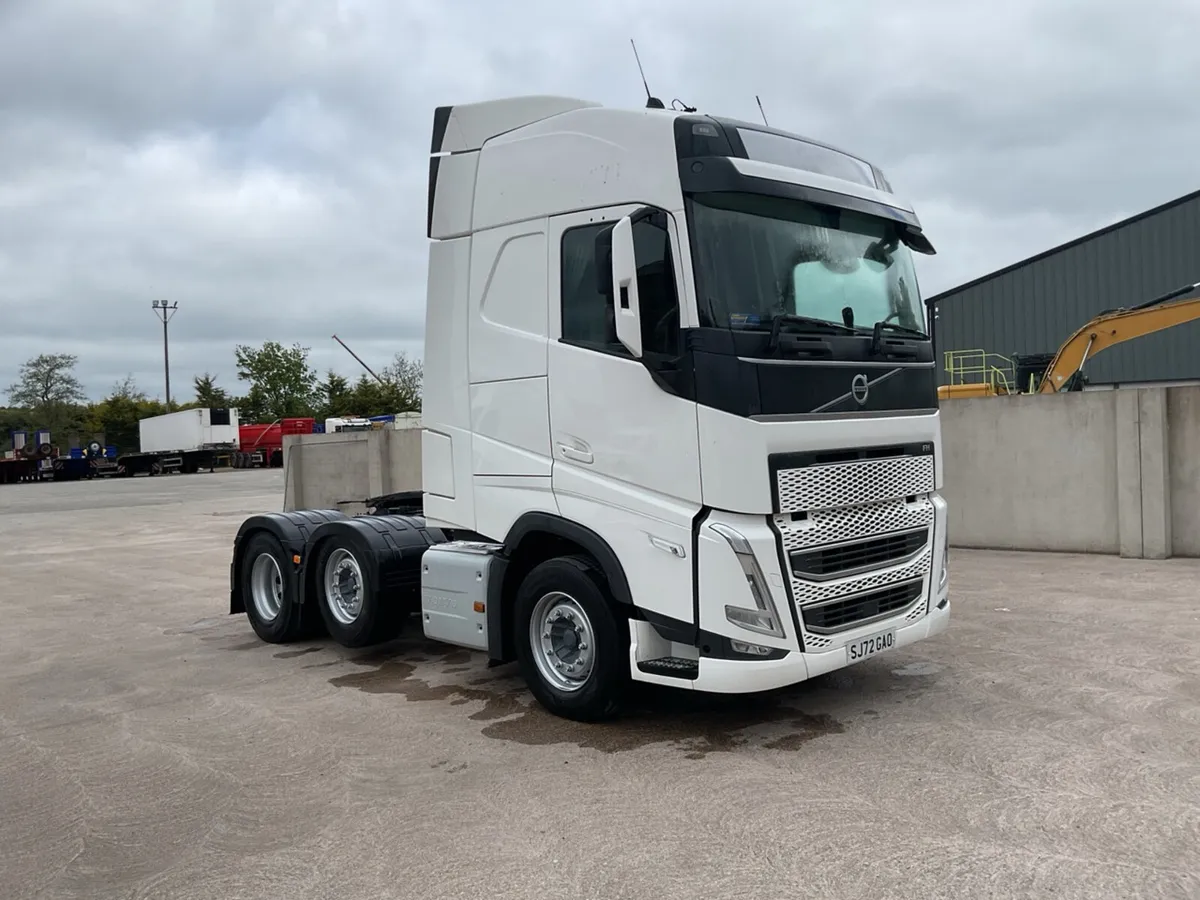 2022 Volvo FH500 6x2 - Image 1