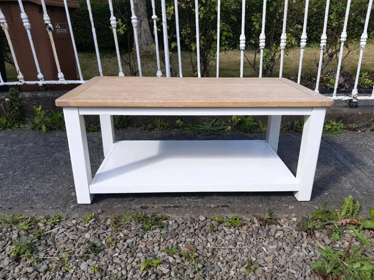 Oak coffee table - Image 4