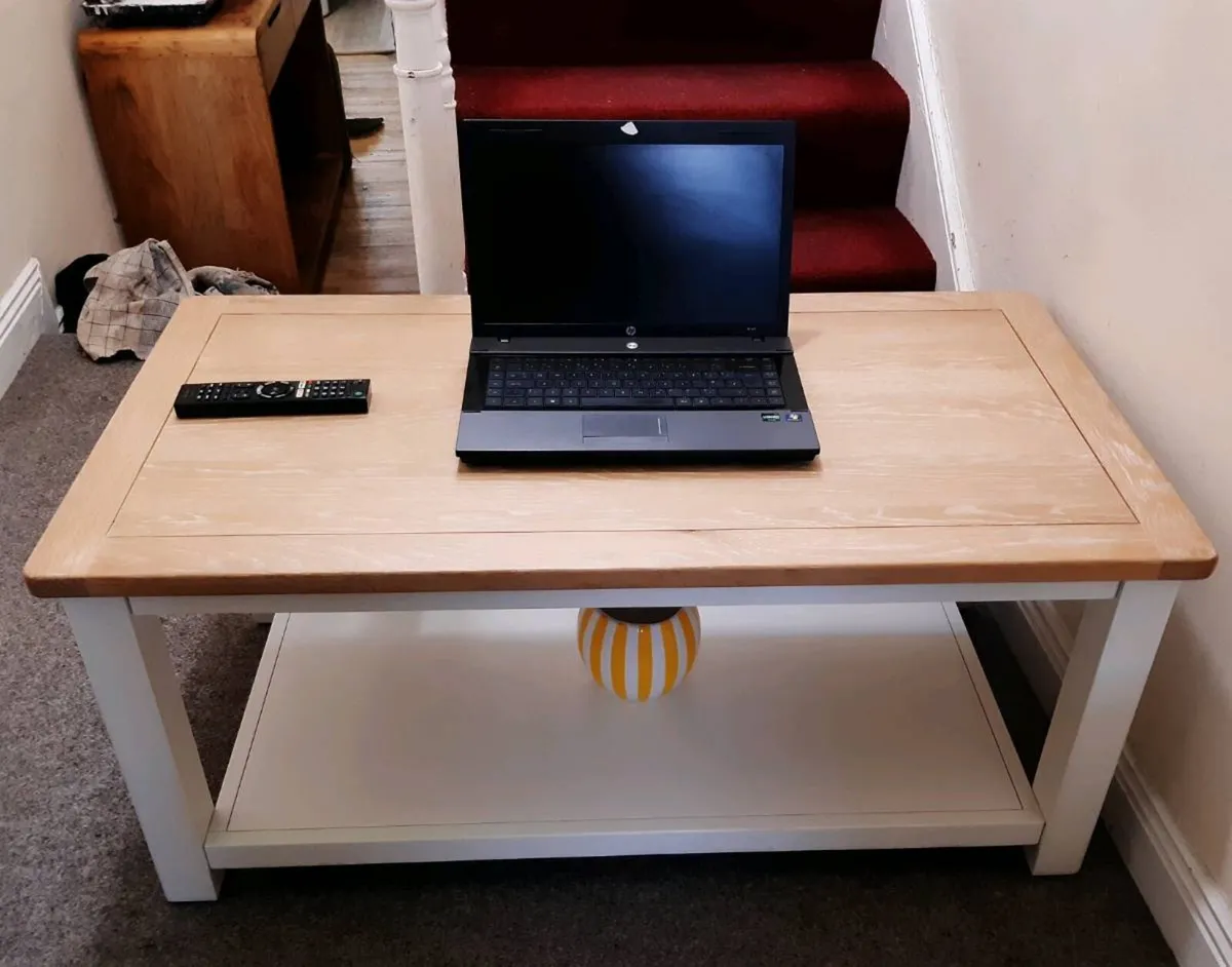 Oak coffee table - Image 3