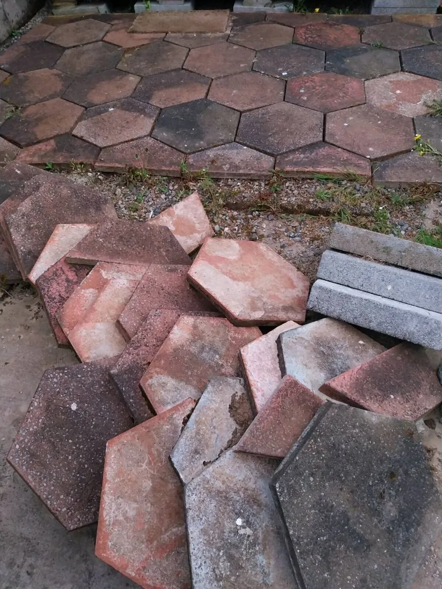 Hexagonal Garden patio slabs for sale. €1 each. - Image 2