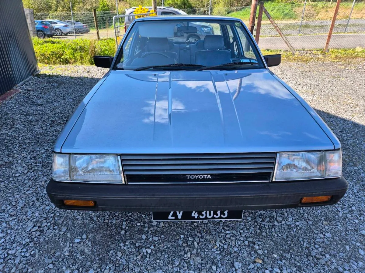 1984 toyota camry - Image 1