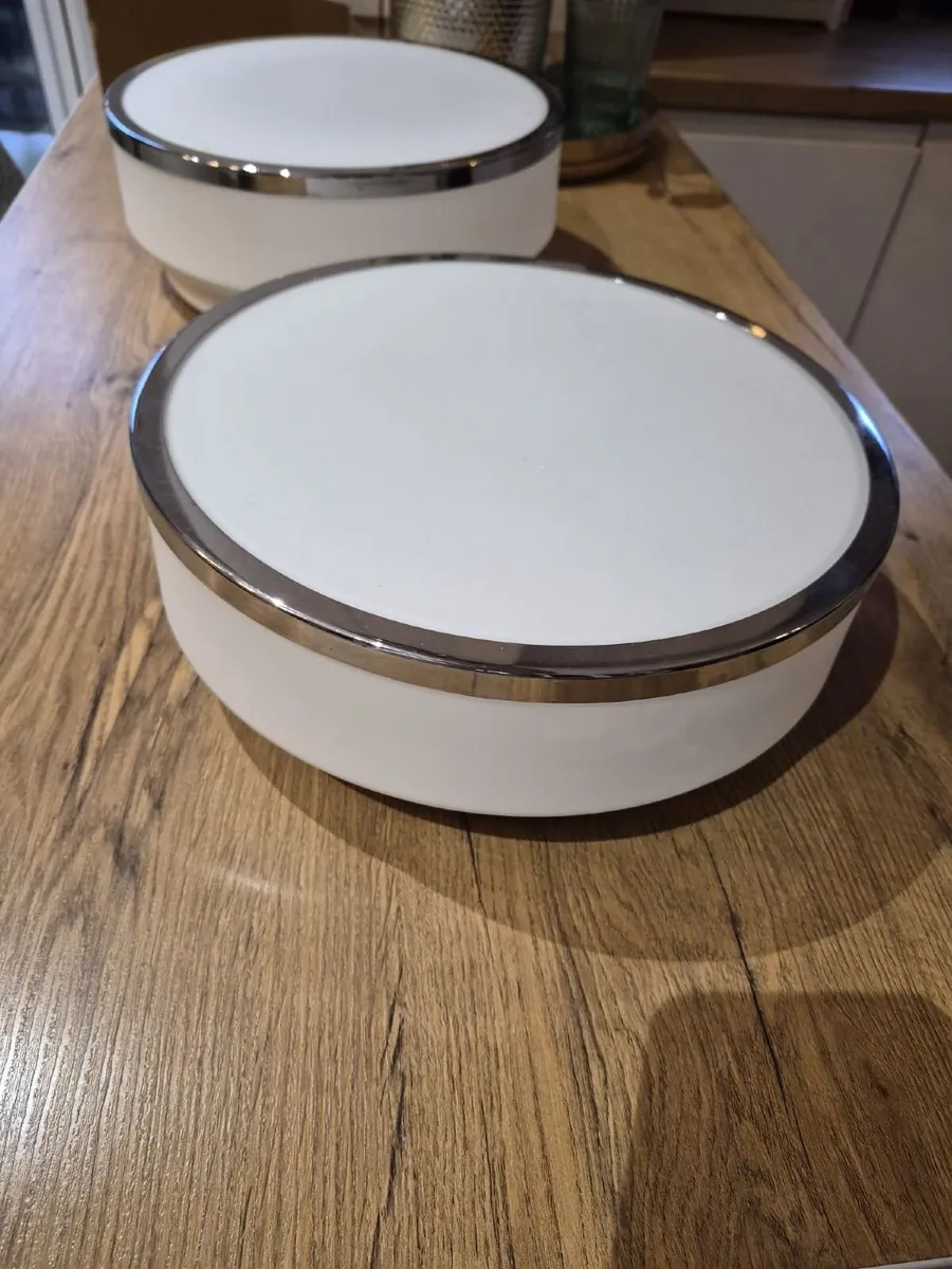 Ceiling lightning - Image 1