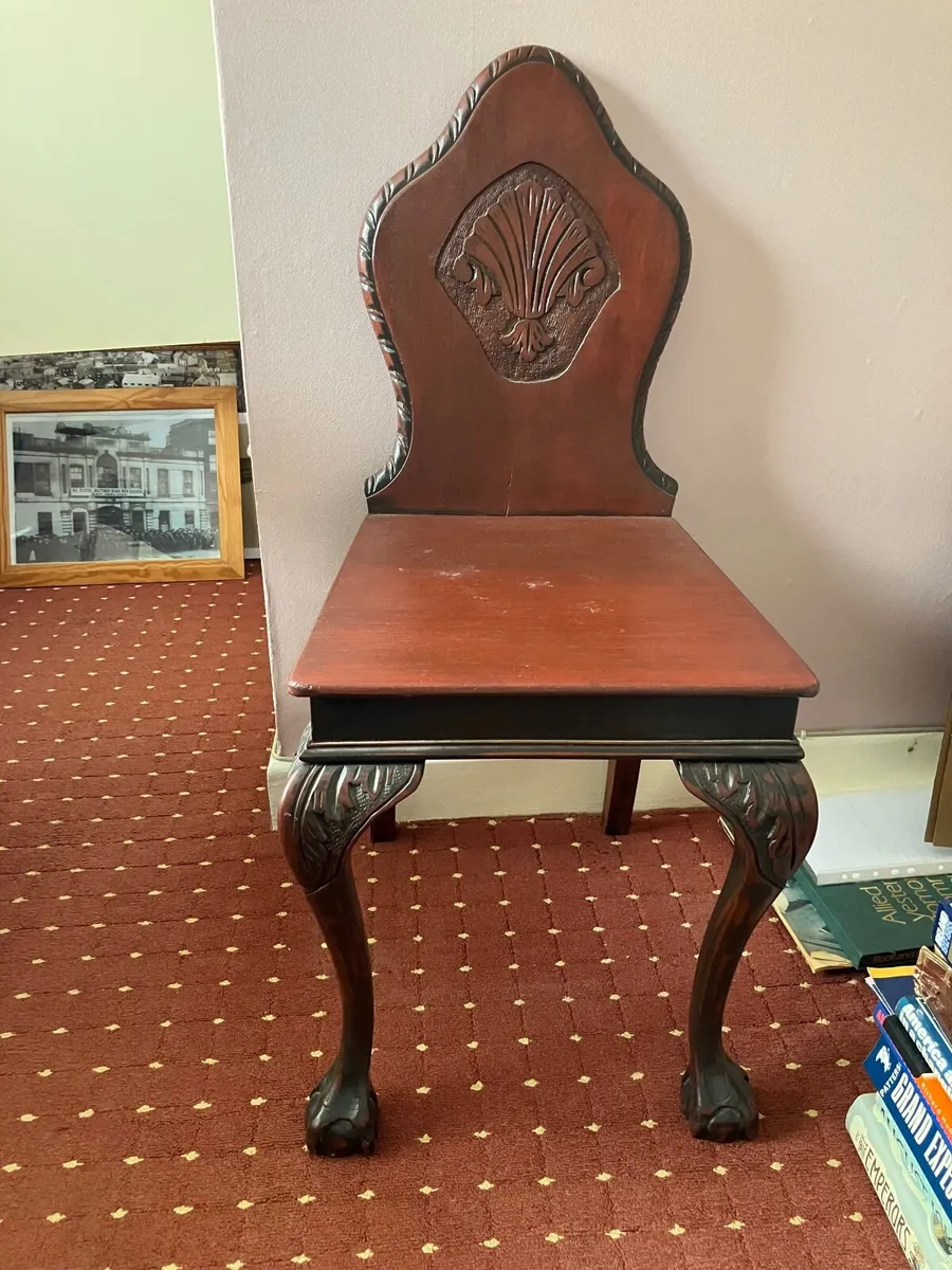 Antique hall chair - Image 1