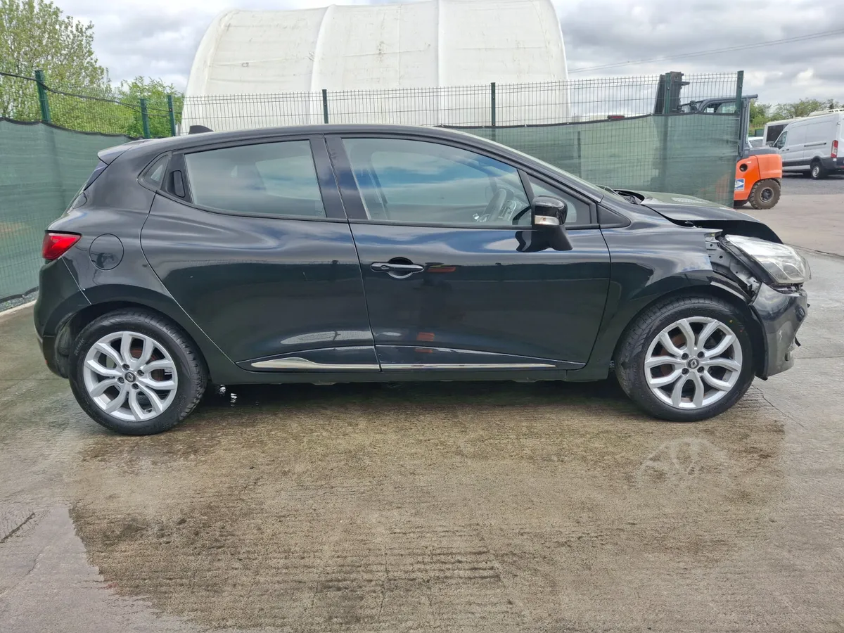2018 Renault Clio  Dynamic  1.5 Diesel - Image 4