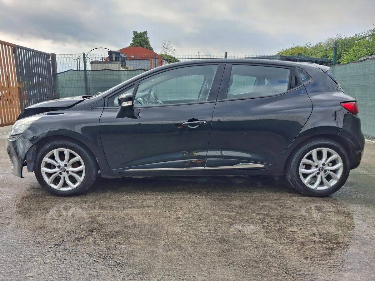 2018 Renault Clio  Dynamic  1.5 Diesel - Image 3