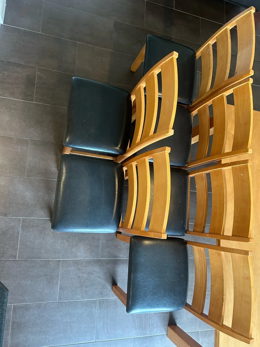 Dining set - table and 6 chairs - Image 4