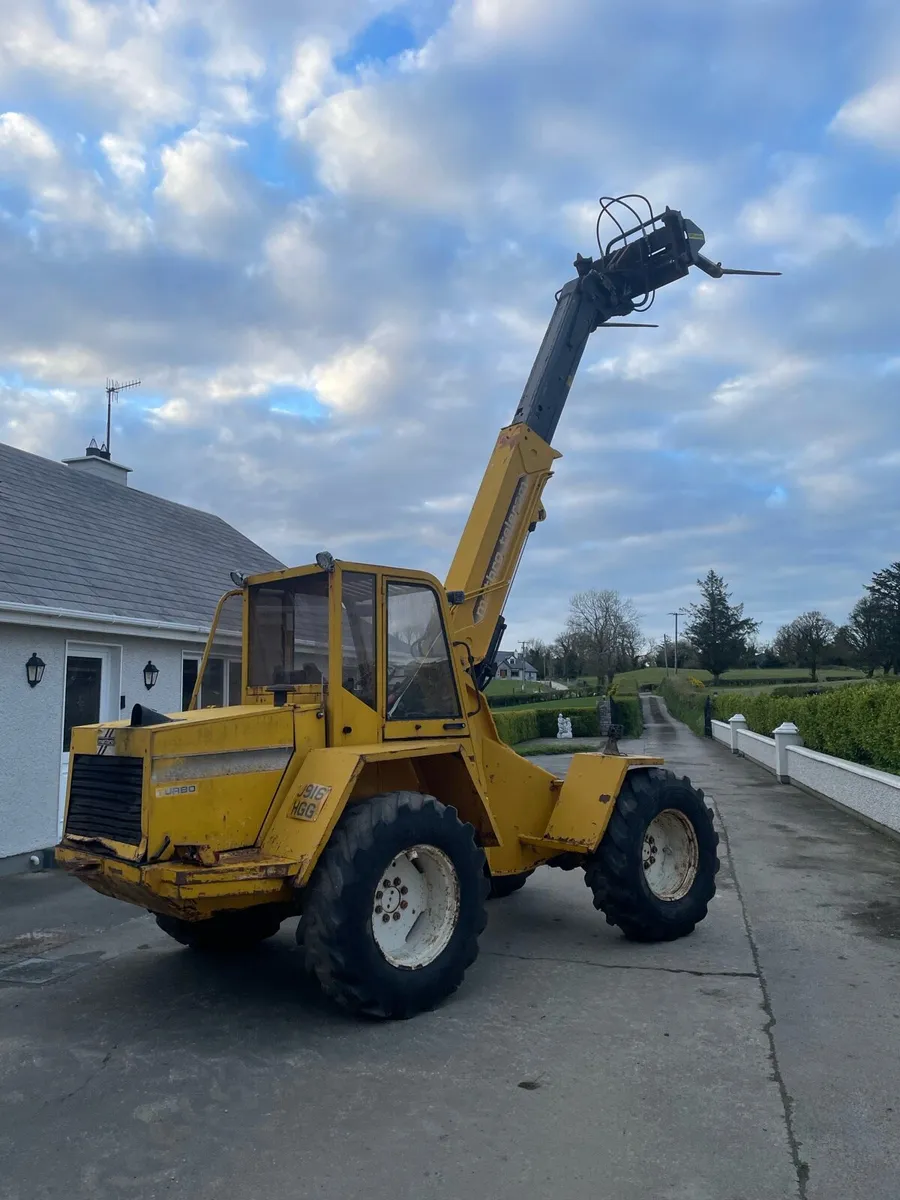 Matbro telehandler **includes implements** - Image 2
