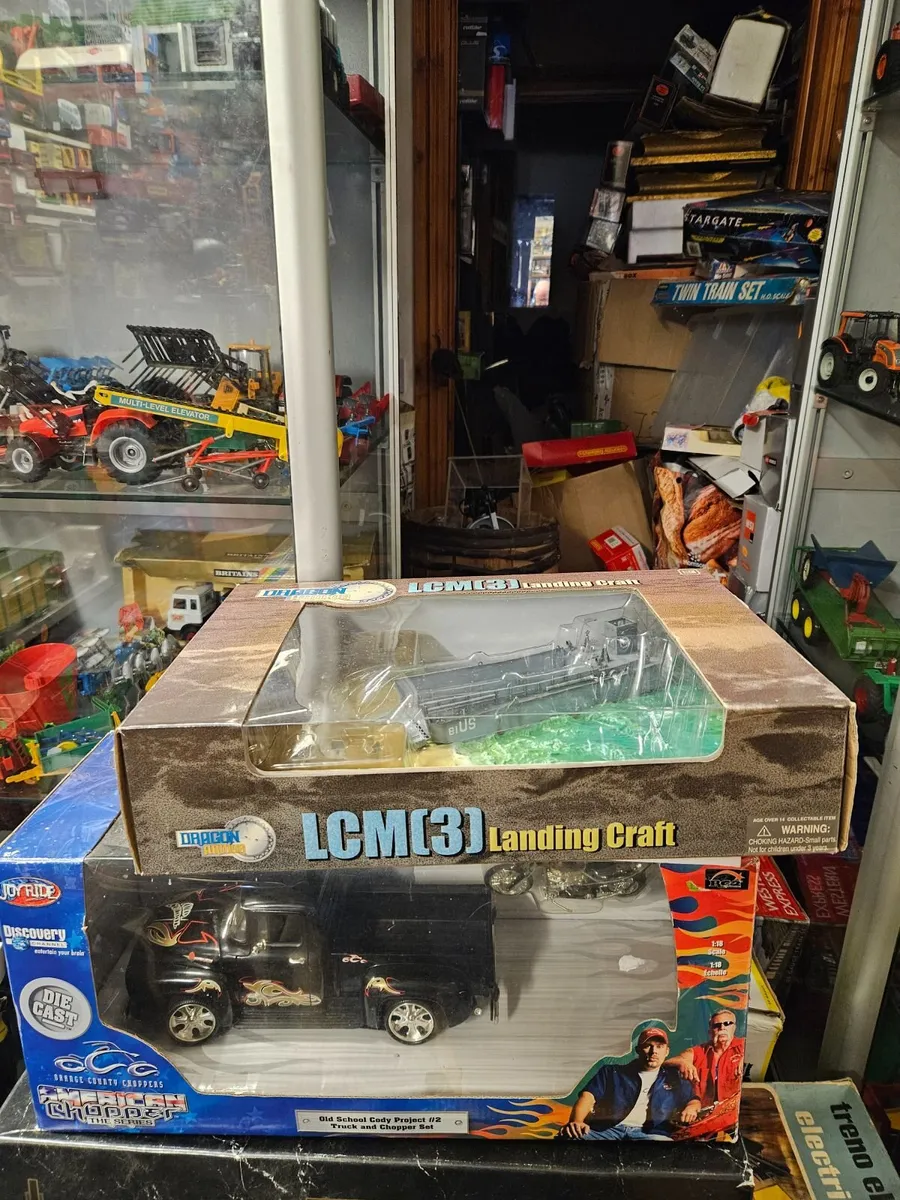 Corgi Forces of Valor American WW2 Landing Craft - Image 1