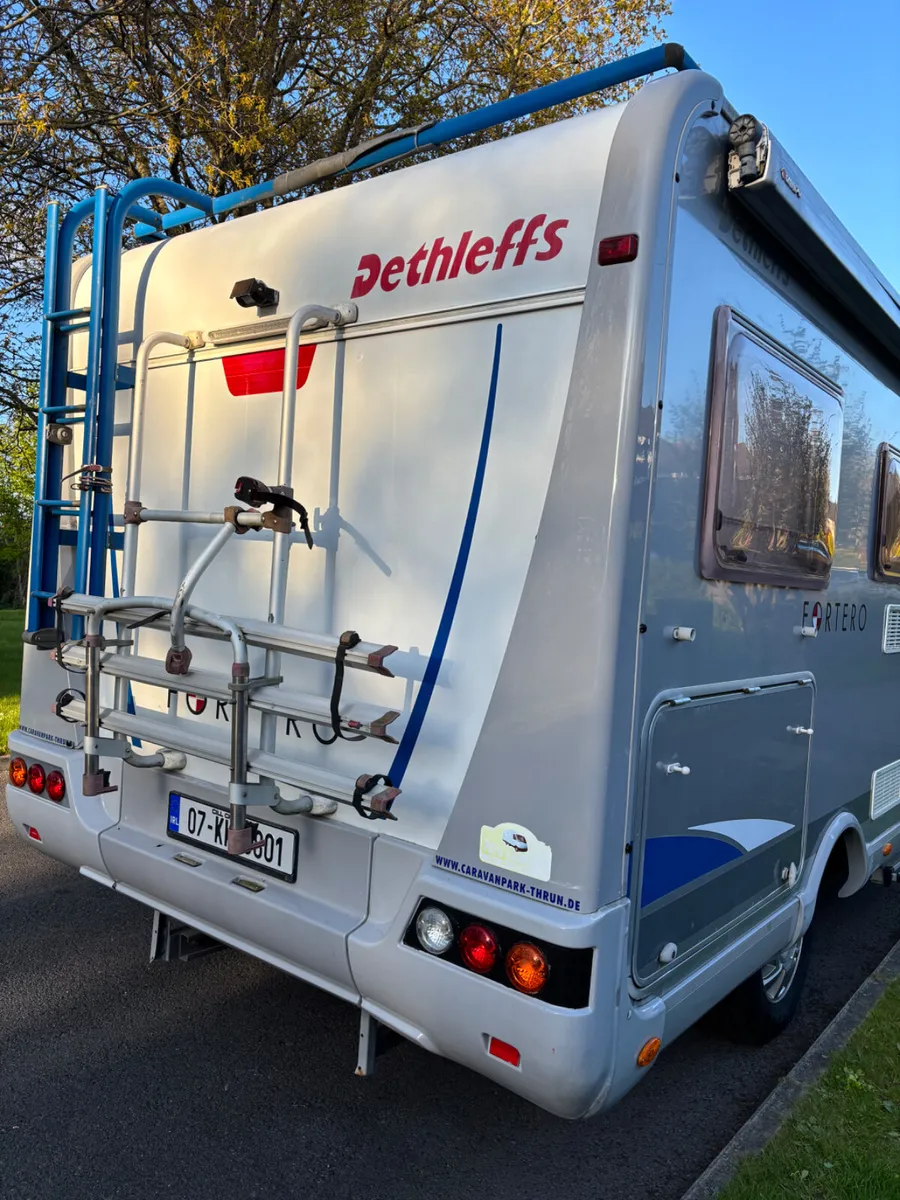 DETHLEFFS LO-PROFILE  07 FIXED REAR BED CVRT 01/27 - Image 3